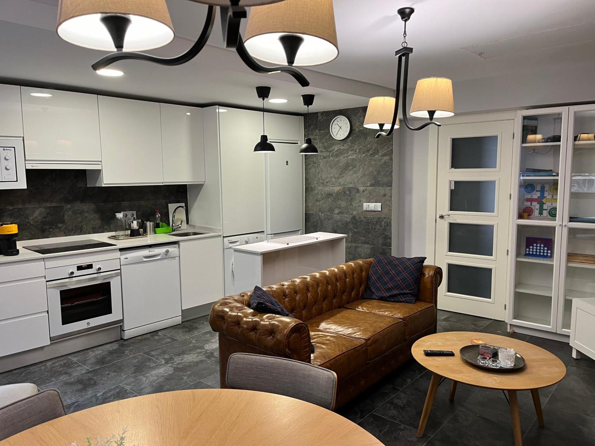 Apartamento Luxury Mestas 2 Las Mestas Exterior photo